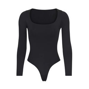 Skims ESSENTIAL LONG SLEEVE SCOOP NECK BODYSUIT